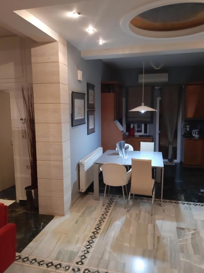 Elegante Apartamento Centrale Трикала Екстер'єр фото